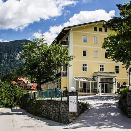 Kur&ferien Helenenburg Hotel 3*